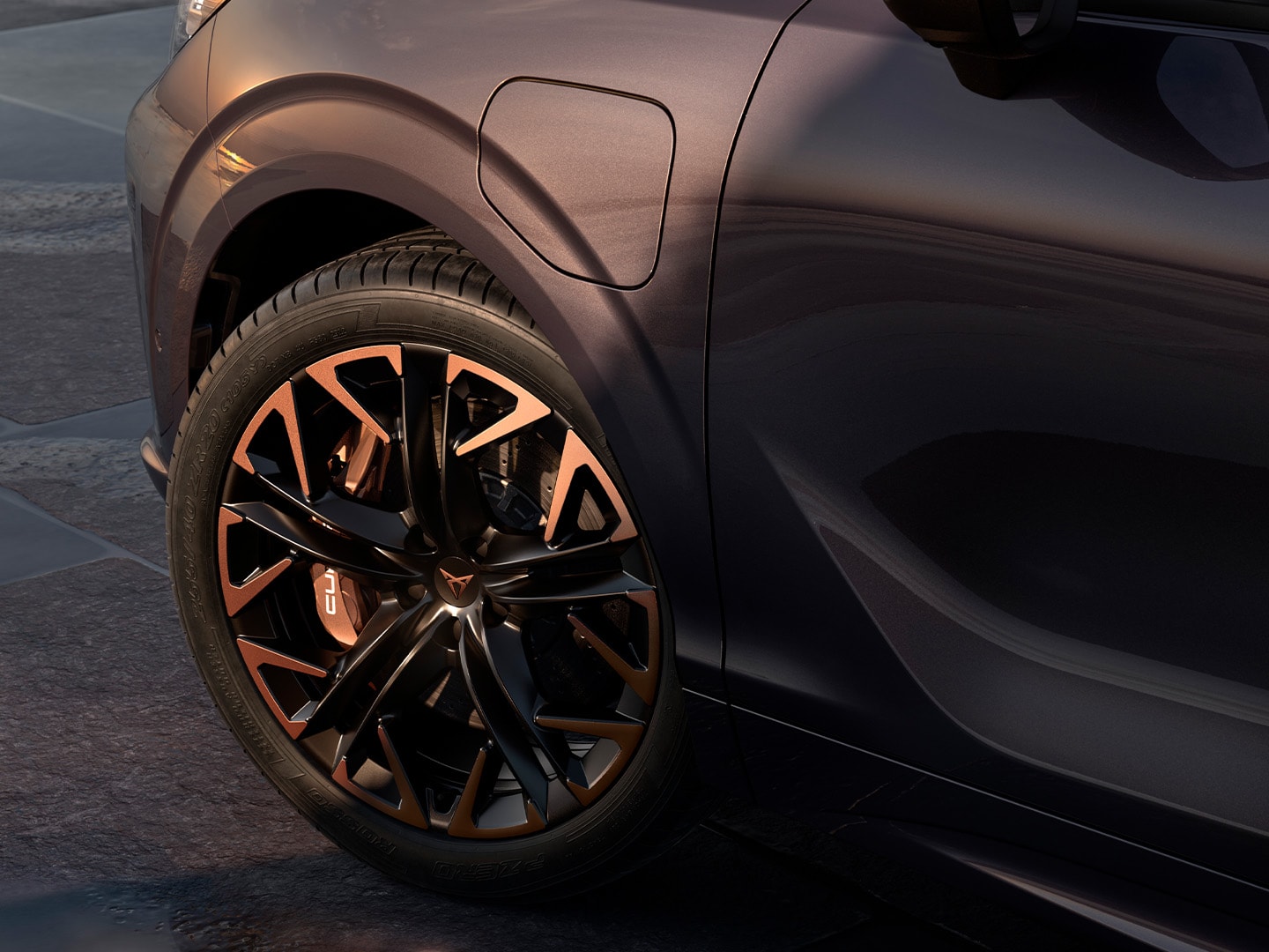 20 tuuman Hadron Copper -kevytmetallivanteet